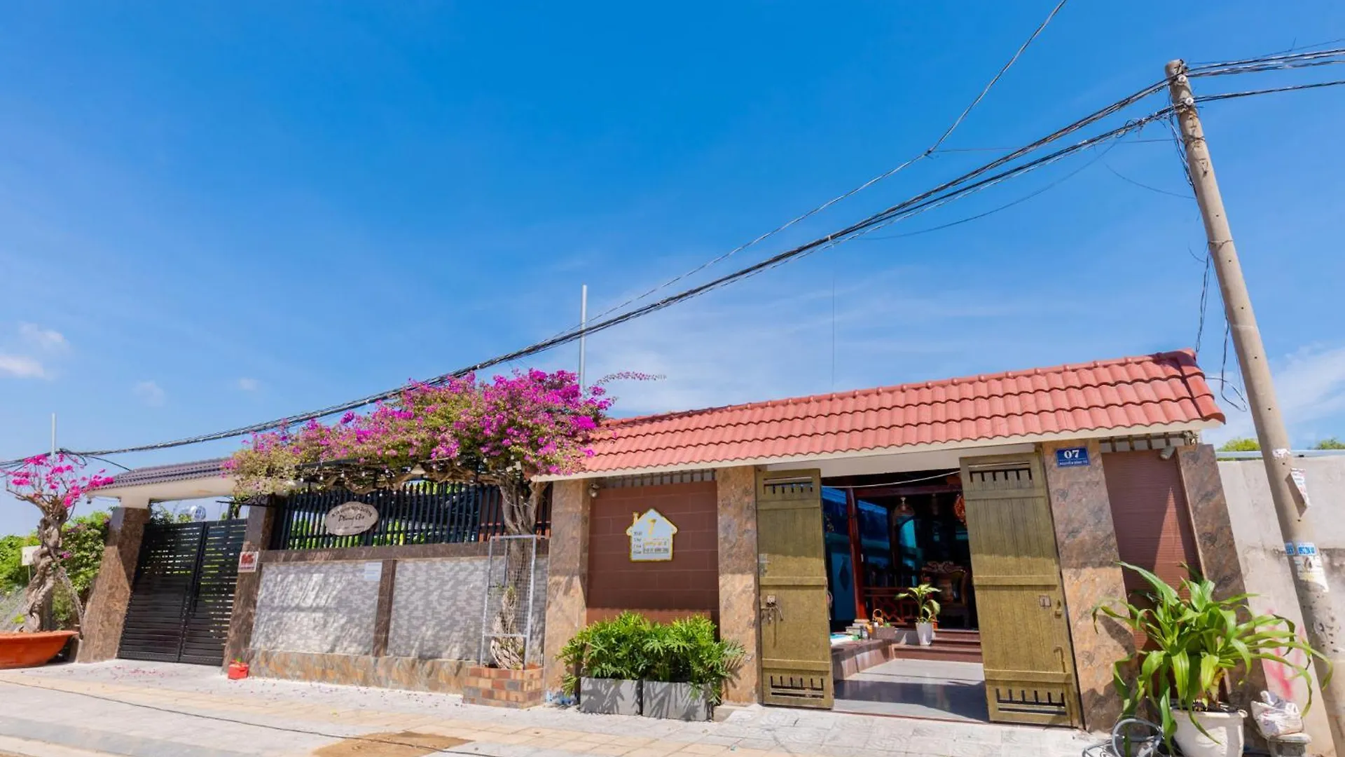 Biet Thu Nha San- Venuestay Vung Tau